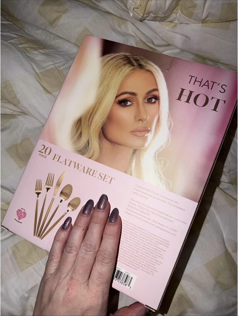 Paris Hilton 16pc Flatware Set gold